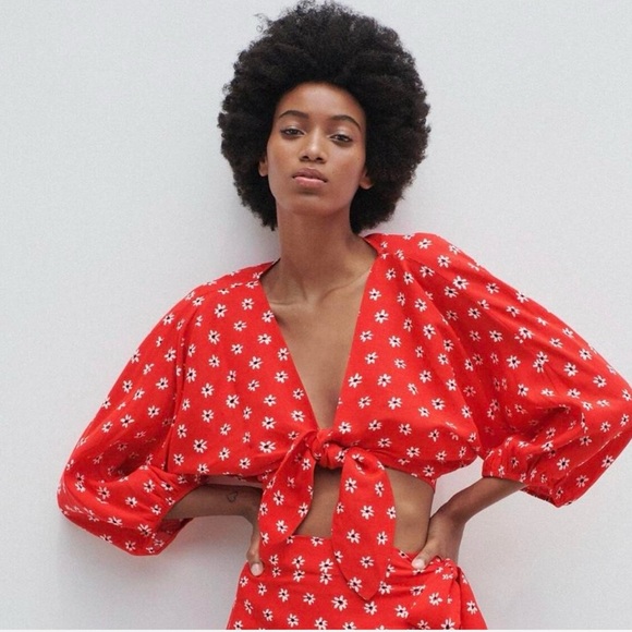 Zara Top Red floral tie front Cropped balloon‎ sleeves Size Large Linen blend - Picture 2 of 8